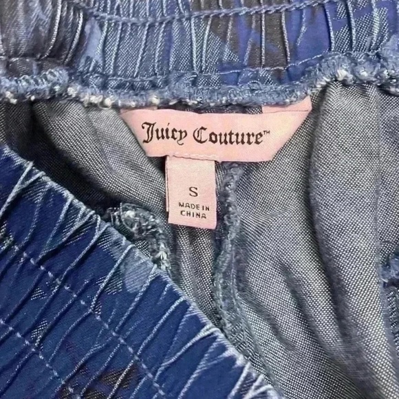 Juicy Couture Blue Floral Print Pattern Chambray
Jogger Pants - Picture 7 of 7
